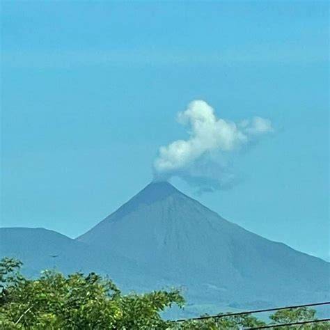 Volcán Arenal y actividad sísmica