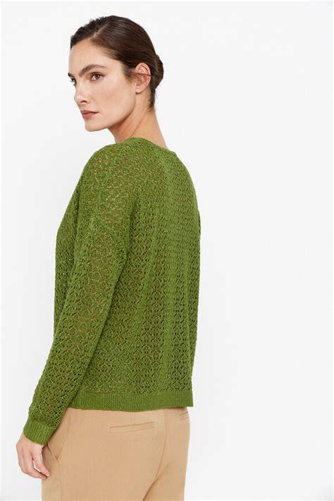 Jersey tejido con trenza central y calados