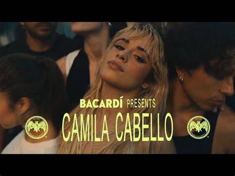 Camila Cabello en comercial de Bacardí