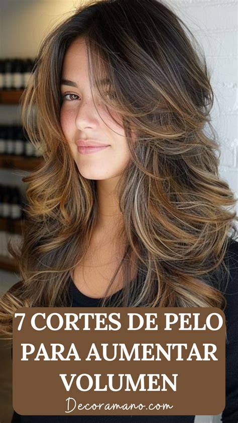 cortes para dar volumen al cabello lacio